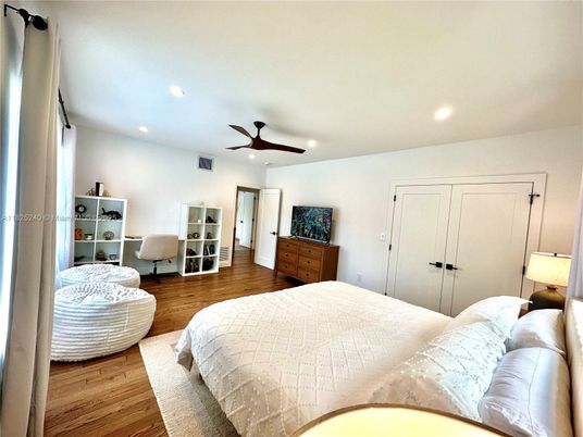 Bedroom, Interior, Recessed Lighting, Wood Texture Flooring
