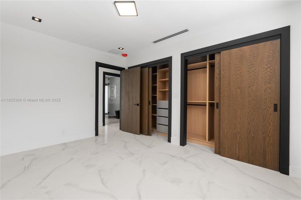 Interior, Marble, Recessed Lighting
