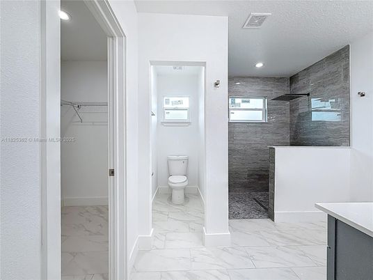 Bathroom, Interior, Marble, Recessed Lighting