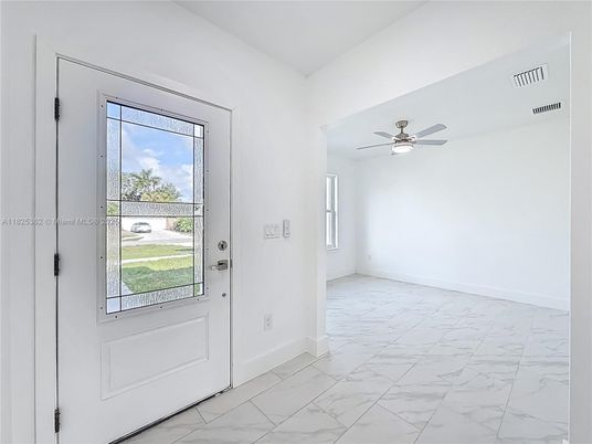 Empty room, Interior, Marble