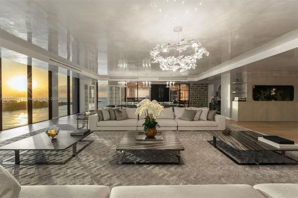 Dining room, Interior, Living room, Pendant Lights, Water