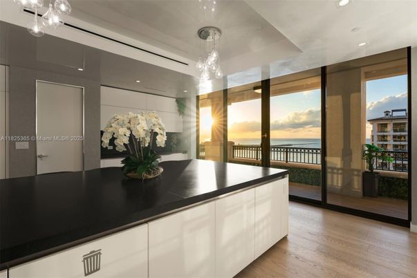 Interior, Pendant Lights, Recessed Lighting, Water, Wood Texture Flooring