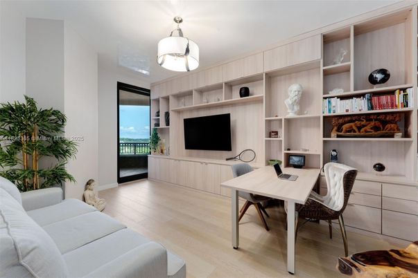 Home Office, Interior, Pendant Lights, Water, Wood Texture Flooring