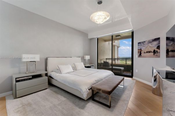 Bedroom, Interior, Pendant Lights, Wood Texture Flooring