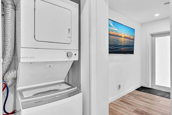 Interior, Recessed Lighting, Utility Closets, Washer, Wood Texture Flooring