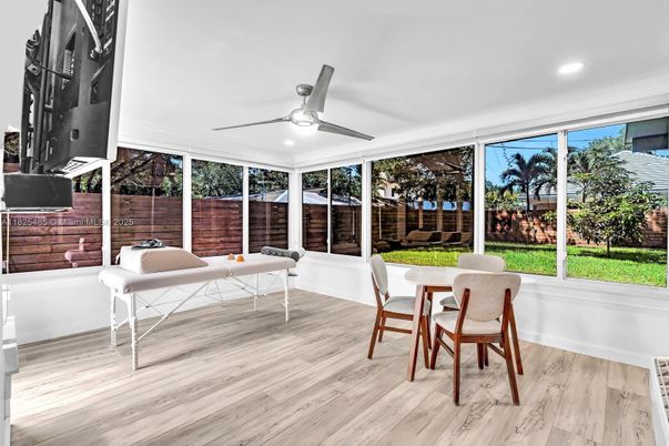 Dining room, Interior, Recessed Lighting, Wood Texture Flooring