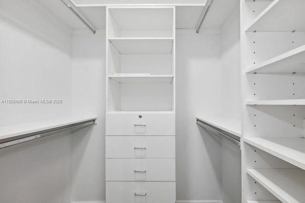 Interior, Walk-in Closets
