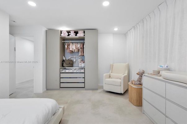 Bedroom, Interior, Recessed Lighting