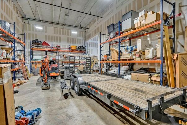 Garage, Interior, Recessed Lighting