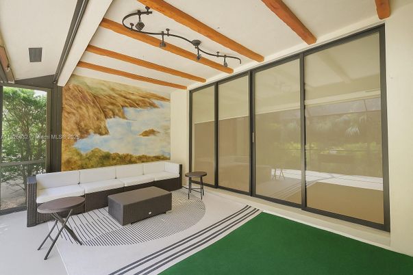 Interior, Sun Room, Wooden Beams