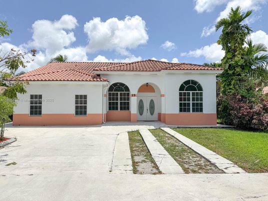 Backyard, Exterior, Facade, Spanish Mediterranean