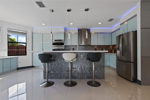 Interior, Kitchen, Pendant Lights, Recessed Lighting, Stainless Steel Appliances
