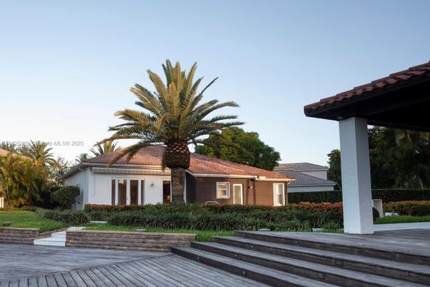 Backyard, Exterior, Facade, Mediterranean