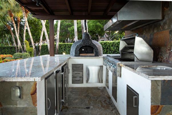 Exterior, Fireplace