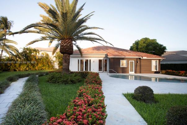 Backyard, Exterior, Pool
