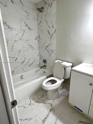 Bathroom, Interior, Marble, Marble Walls