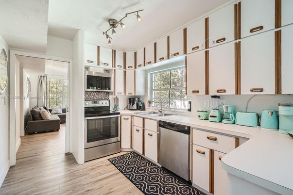 Interior, Kitchen, Stainless Steel Appliances, Wood Texture Flooring