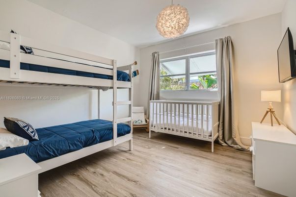 Bedroom, Chandelier, Interior, Pendant Lights, Wood Texture Flooring