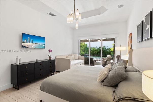 Bedroom, Interior, Pendant Lights, Wood Texture Flooring