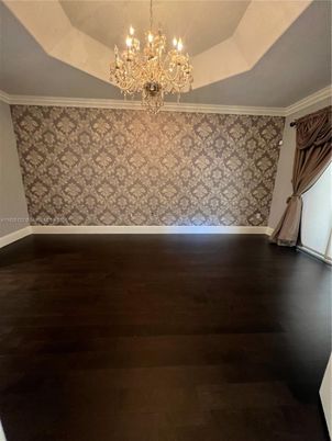 Chandelier, Empty room, Interior, Wood Texture Flooring