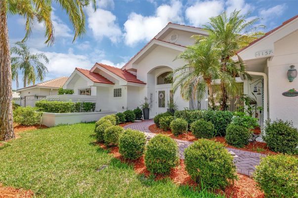 Backyard, Exterior, Facade, Mediterranean