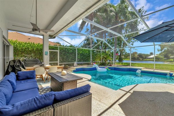 Glass Ceilings, Interior, Pool, Sun Room, Water