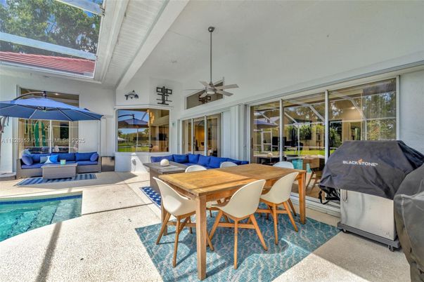 Dining room, Interior, Living room, Pool, Sun Room