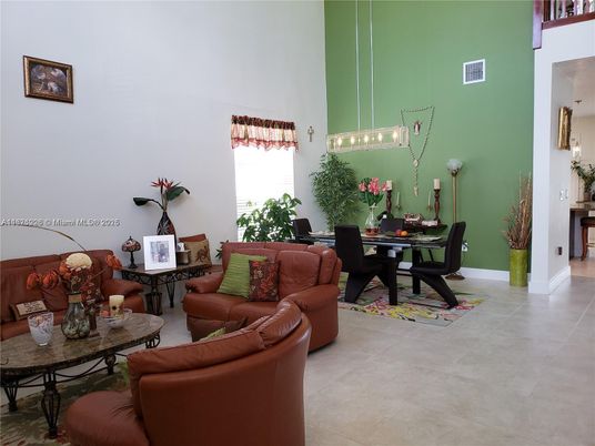 Dining room, Interior, Living room, Pendant Lights