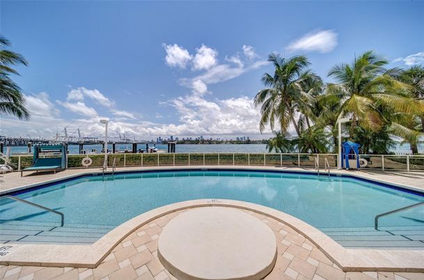 Exterior, Pool, Water