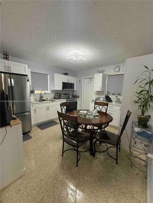 Dining room, Interior, Kitchen, Stainless Steel Appliances