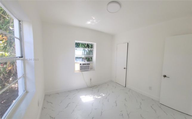 Empty room, Interior, Marble