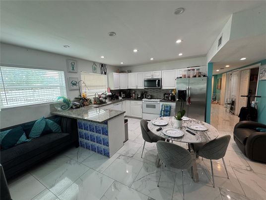 Dining room, Interior, Kitchen, Marble, Recessed Lighting, Stainless Steel Appliances