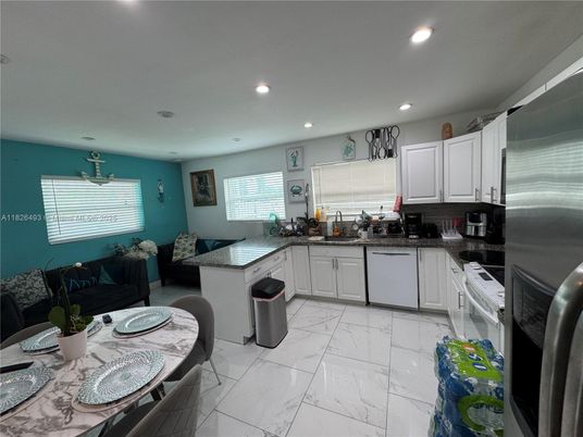 Dining room, Interior, Kitchen, Marble, Recessed Lighting, Stainless Steel Appliances