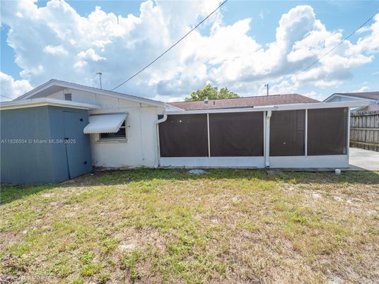 Backyard, Exterior