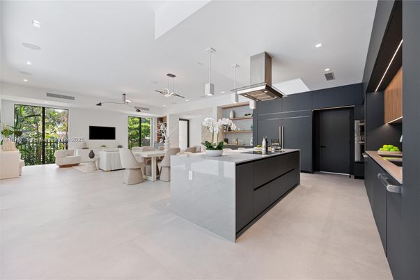 Dining room, Interior, Kitchen, Living room, Pendant Lights, Recessed Lighting