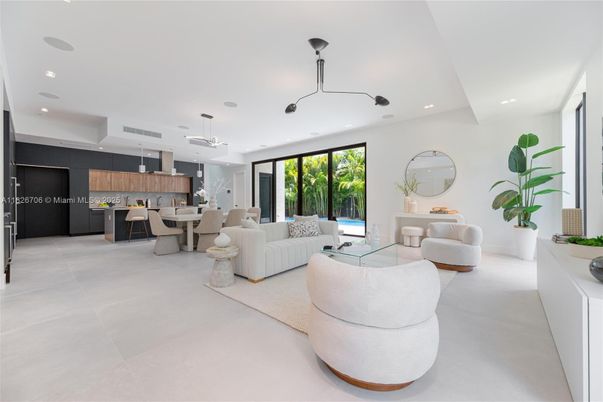 Dining room, Interior, Kitchen, Living room, Pendant Lights, Recessed Lighting