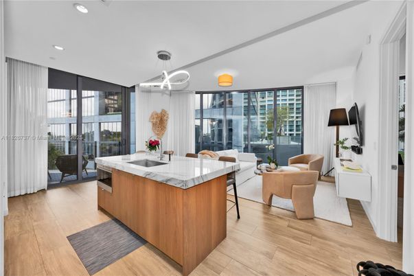 Interior, Living room, Pendant Lights, Recessed Lighting, Wood Texture Flooring