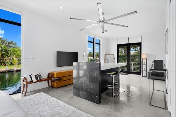 Interior, Recessed Lighting, Water