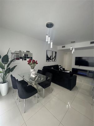 Dining room, Interior, Living room, Pendant Lights