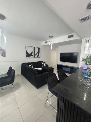 Interior, Living room, Pendant Lights