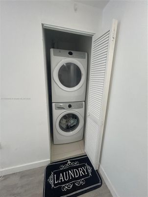 Interior, Utility Closets, Washer