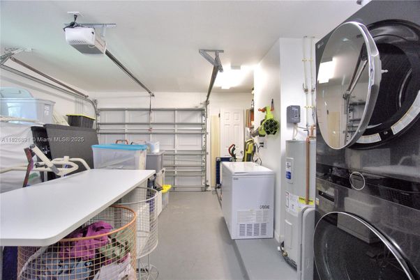 Garage, Interior, Washer