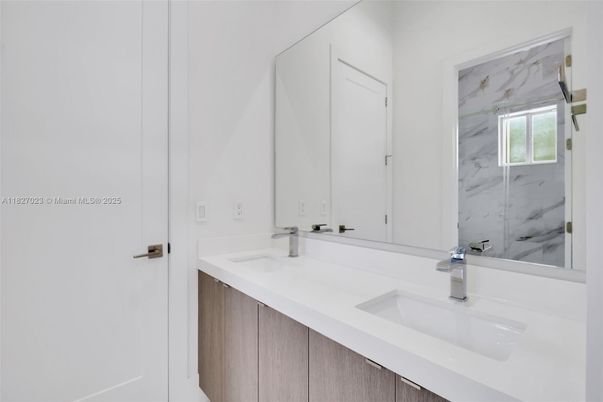 Bathroom, Dual Sink Vanities, Interior, Marble Walls