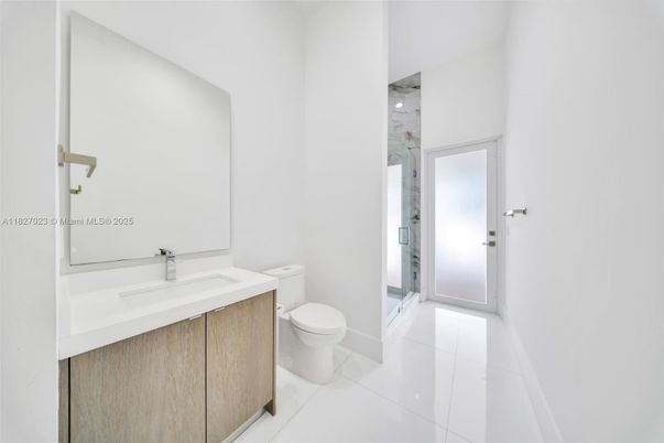 Bathroom, Interior, Marble Walls