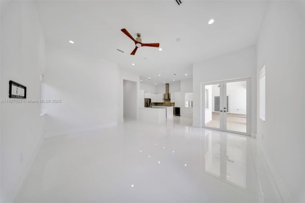 Empty room, Interior, Kitchen, Recessed Lighting