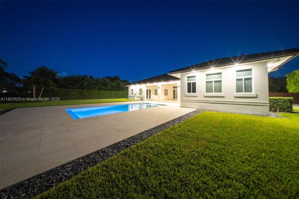 Backyard, Exterior, Pool