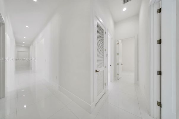 Interior, Recessed Lighting