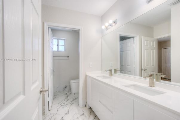 Bathroom, Dual Sink Vanities, Interior, Marble
