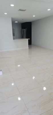 Empty room, Interior, Marble, Recessed Lighting