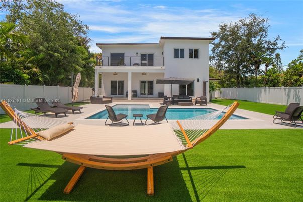 Backyard, Exterior, Pool